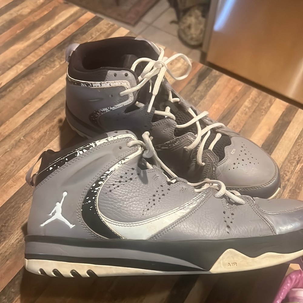 Men’s size 12 Jordan shoes
